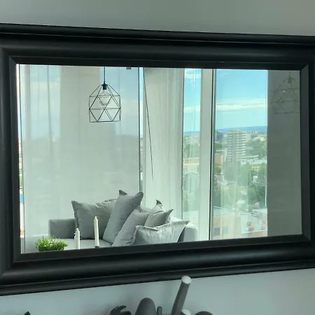 Fahle Luxury Apartment
